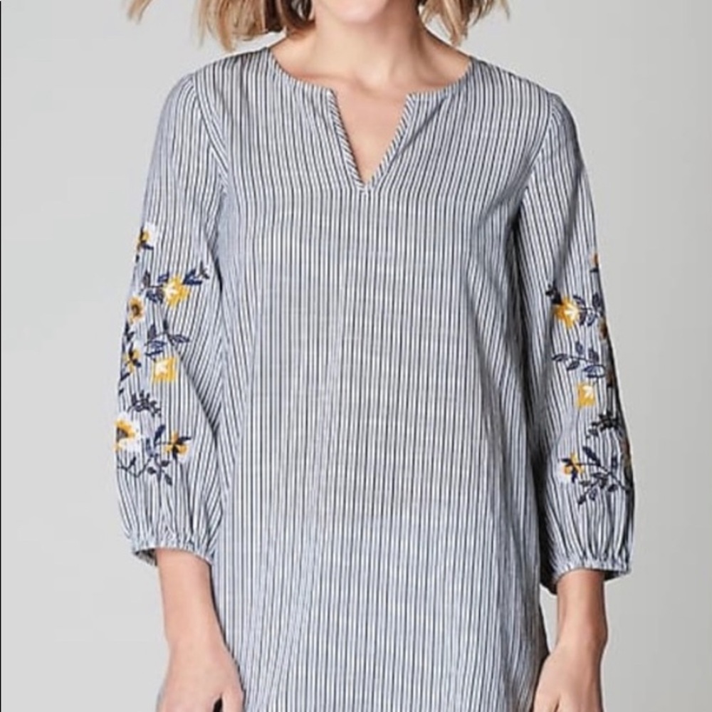 J. Jill Floral Sleeve Striped Tunic Blue White M